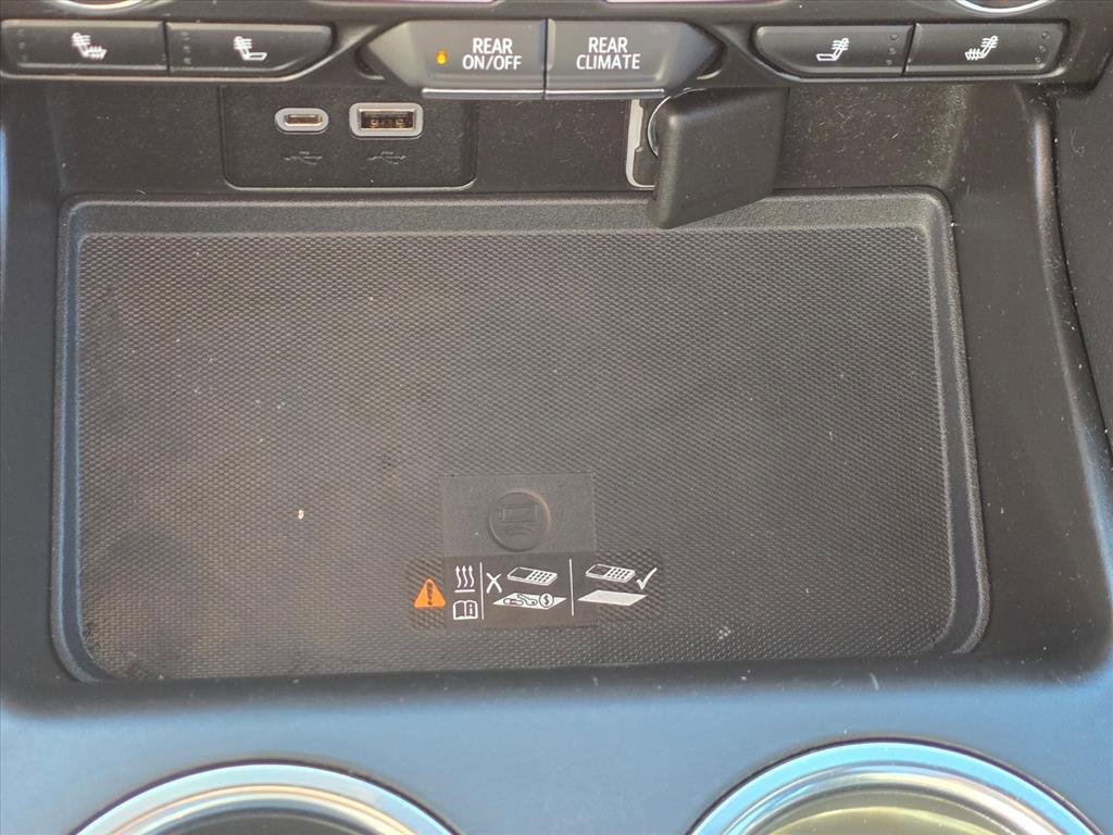 Used 2021 Chevrolet Tahoe Z71 image 21