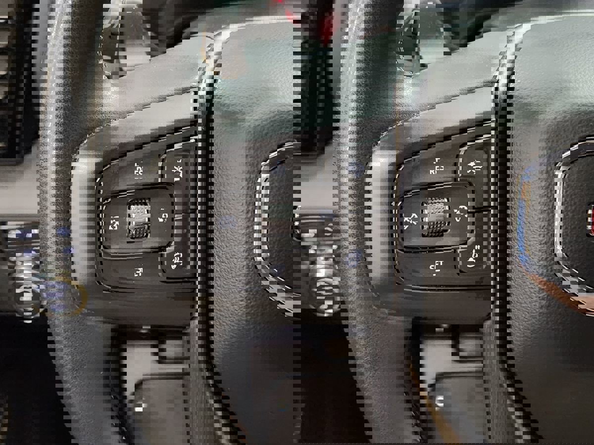 Used 2024 GMC Sierra 1500 AT4 w/ Technology Package image 51