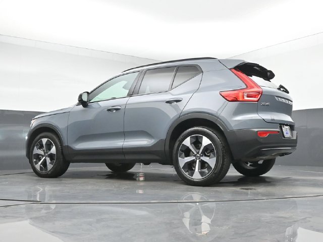 Used 2023 Volvo XC40 B5 Plus w/ Protection Package Premier AWD/4WD image 39
