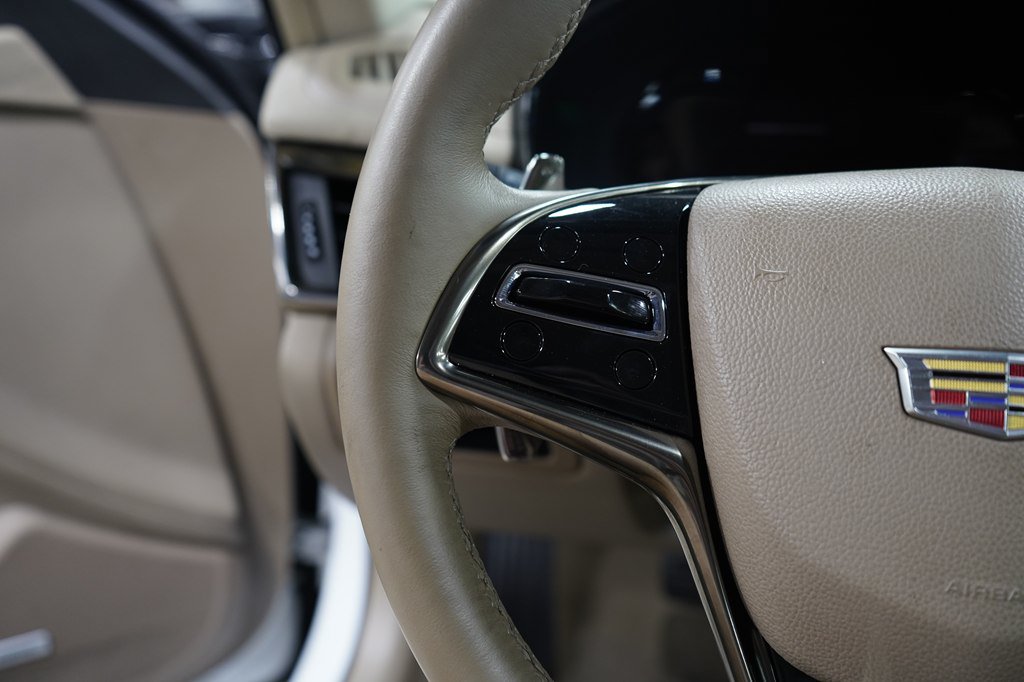 Used 2016 Cadillac CTS Luxury RWD image 28