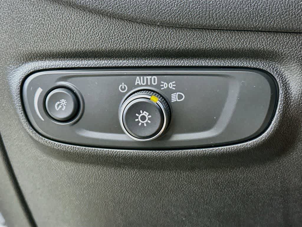 Used 2024 Chevrolet Equinox LT w/ LPO, Floor Liner Package FWD image 27