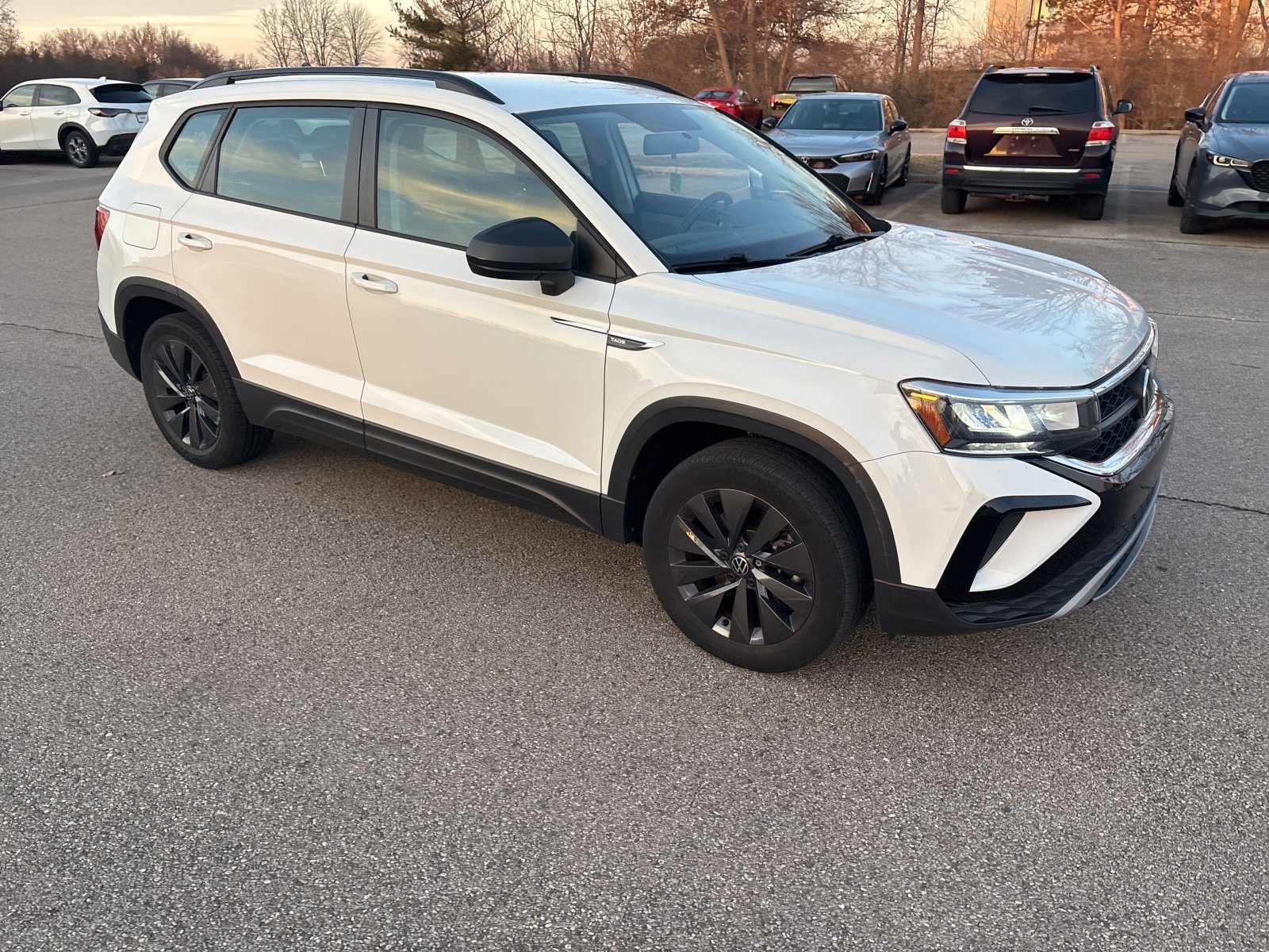 Used 2022 Volkswagen Taos S image 19