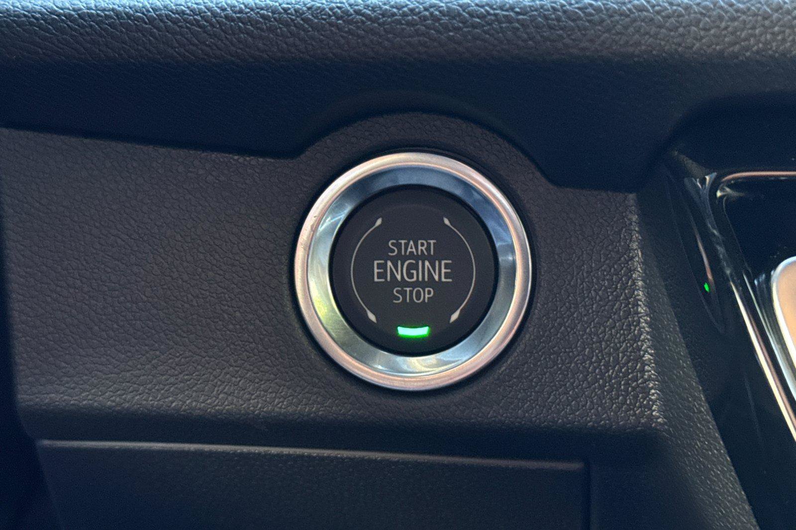 New 2026 Chevrolet Traverse LT w/ Midnight/Sport Edition FWD image 29