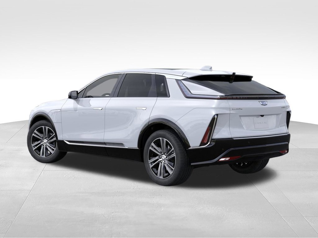 New 2026 Cadillac Lyriq Luxury AWD/4WD image 32