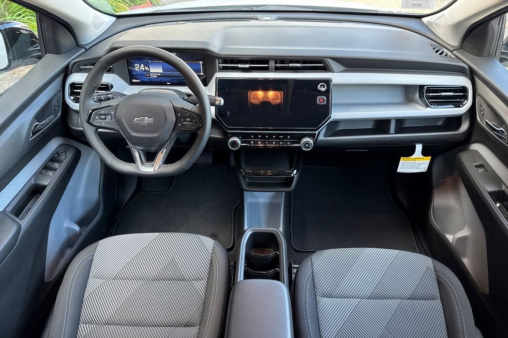 New 2027 Chevrolet Bolt LT w/ Comfort Package image 13