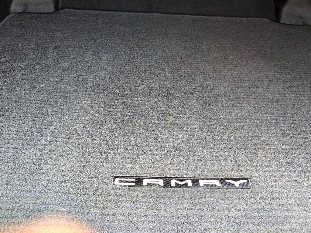 Used 2022 Toyota Camry LE image 38