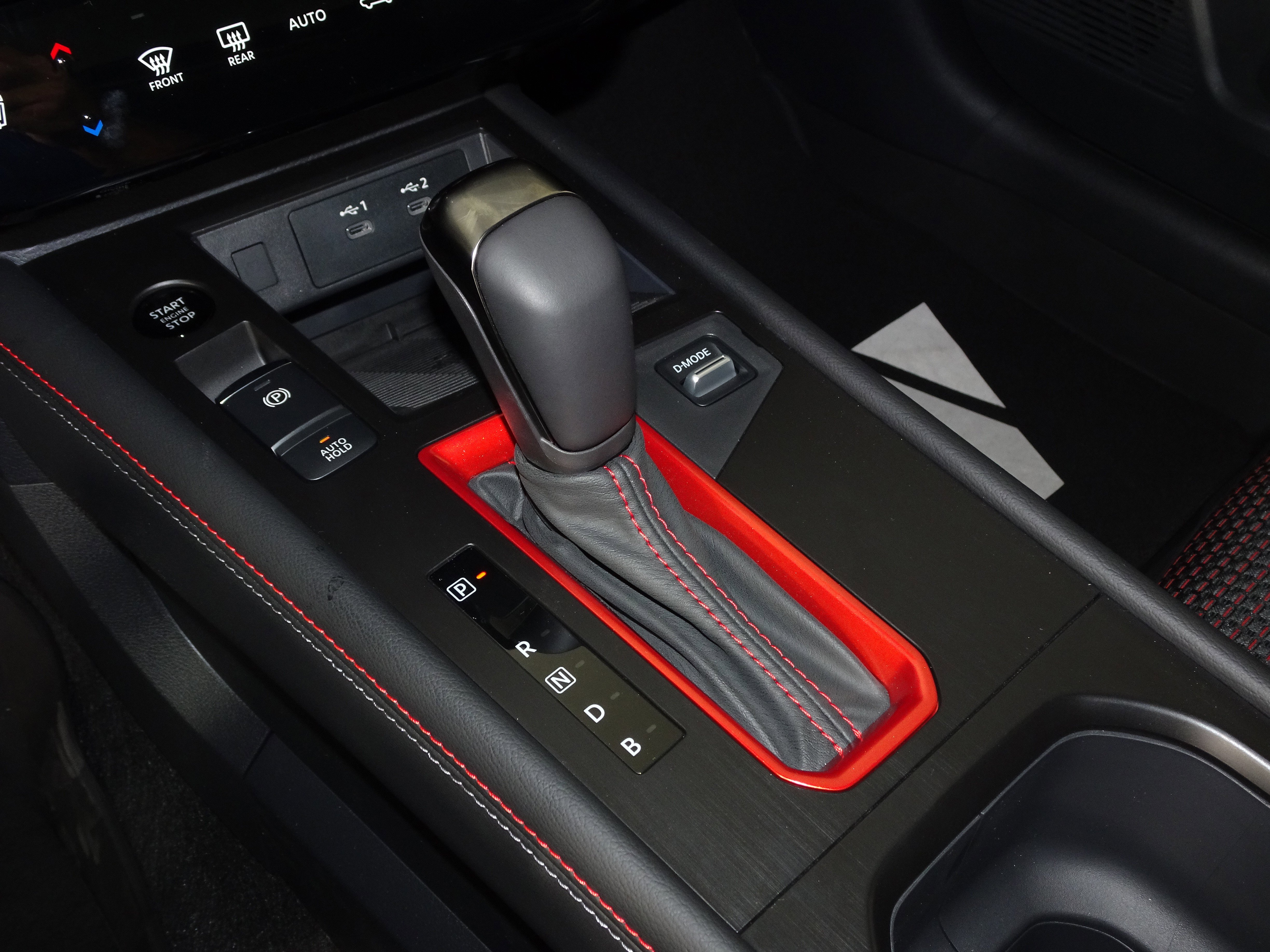 New 2025 Nissan Kicks SR w/ SR Premium Package image 21