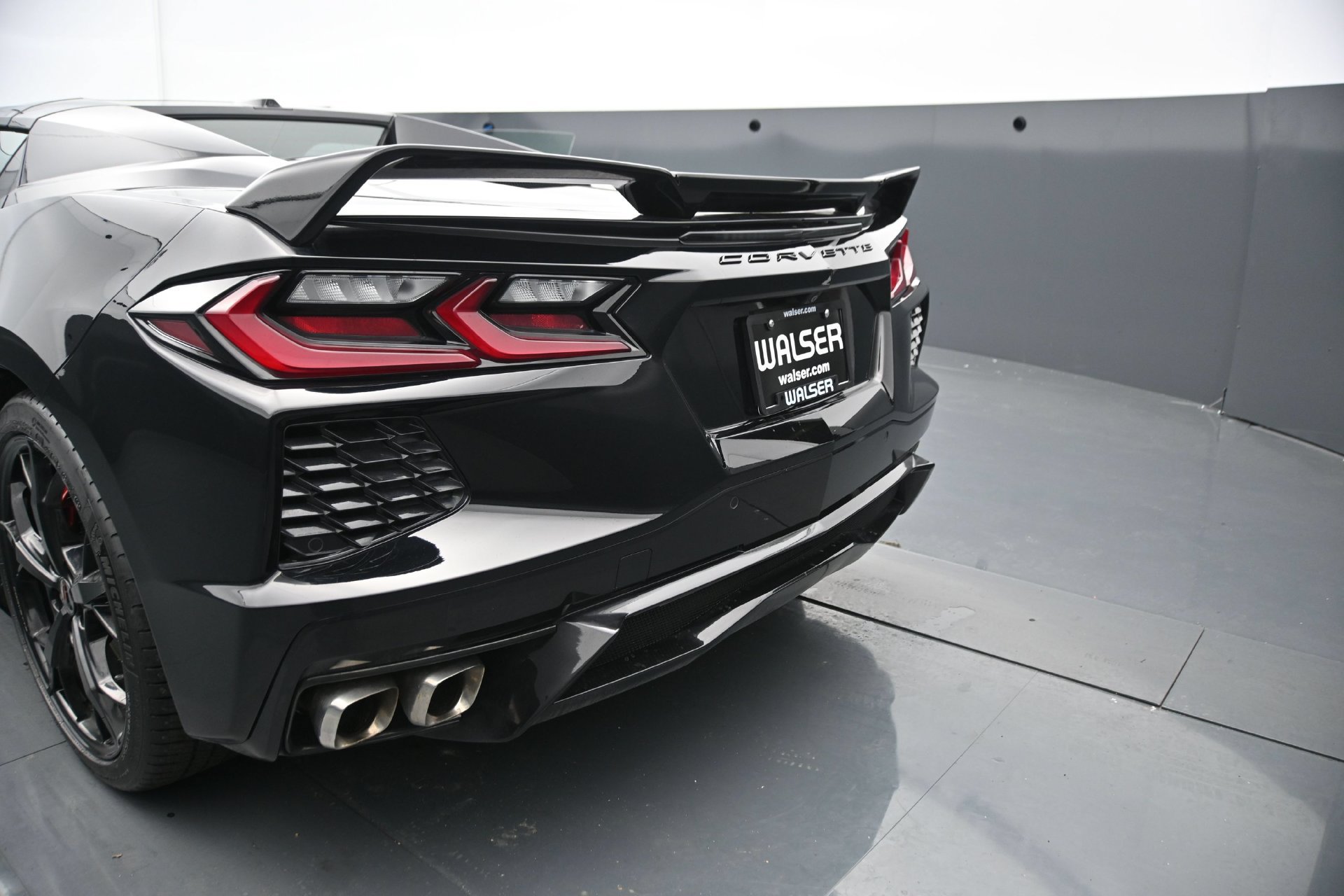 Used 2021 Chevrolet Corvette Stingray Convertible w/ Z51 Performance Package RWD image 35