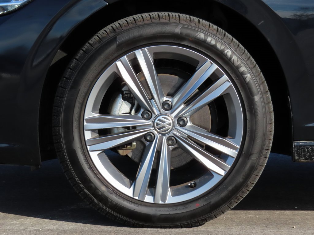 Used 2024 Volkswagen Jetta SE image 11