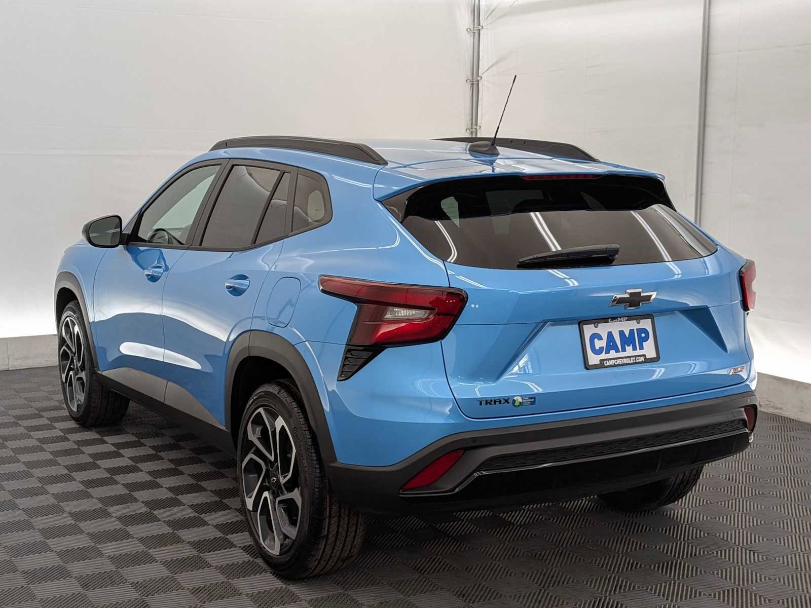 New 2025 Chevrolet Trax RS w/ Sunroof Package image 4