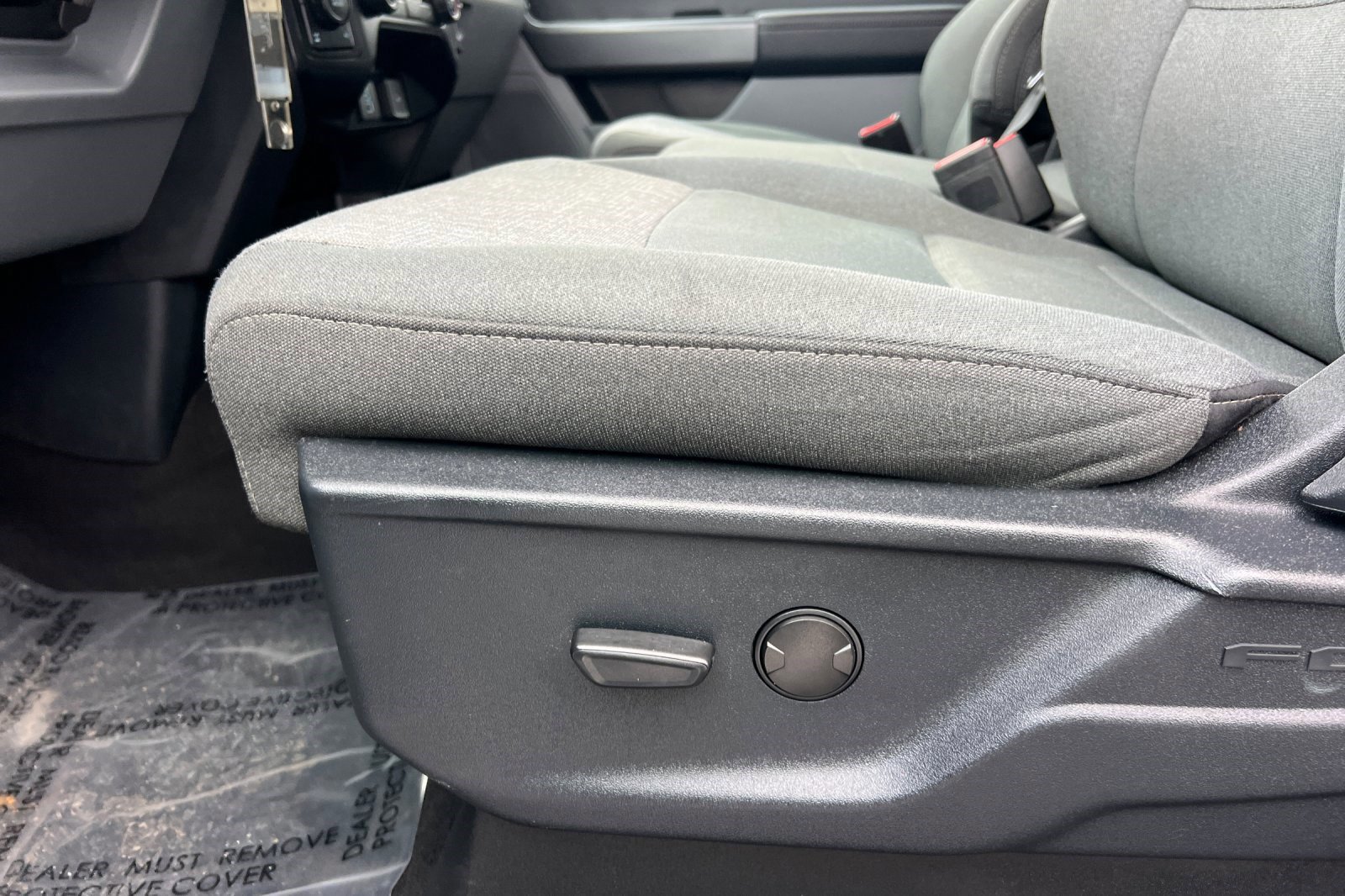 Used 2025 Ford F250 XLT w/ FX4 Off-Road Package image 13