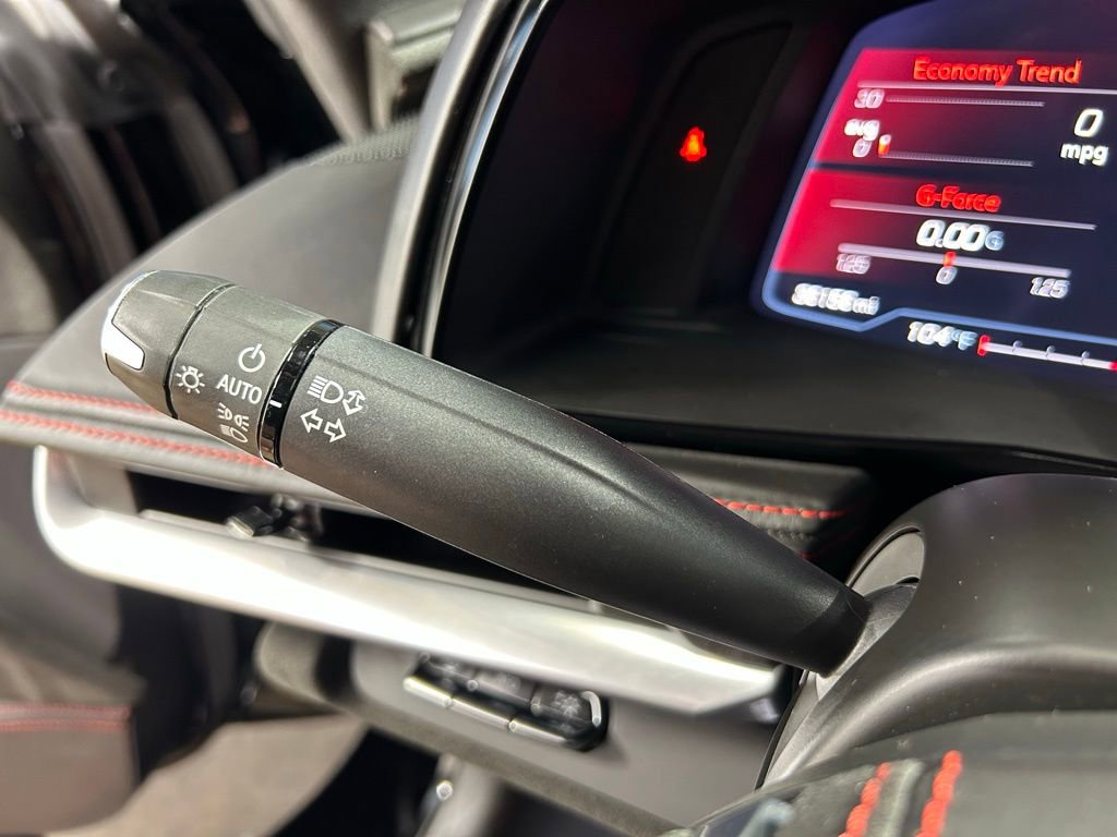 Used 2022 Chevrolet Corvette Stingray Premium Cpe w/ Z51 Performance Package image 23