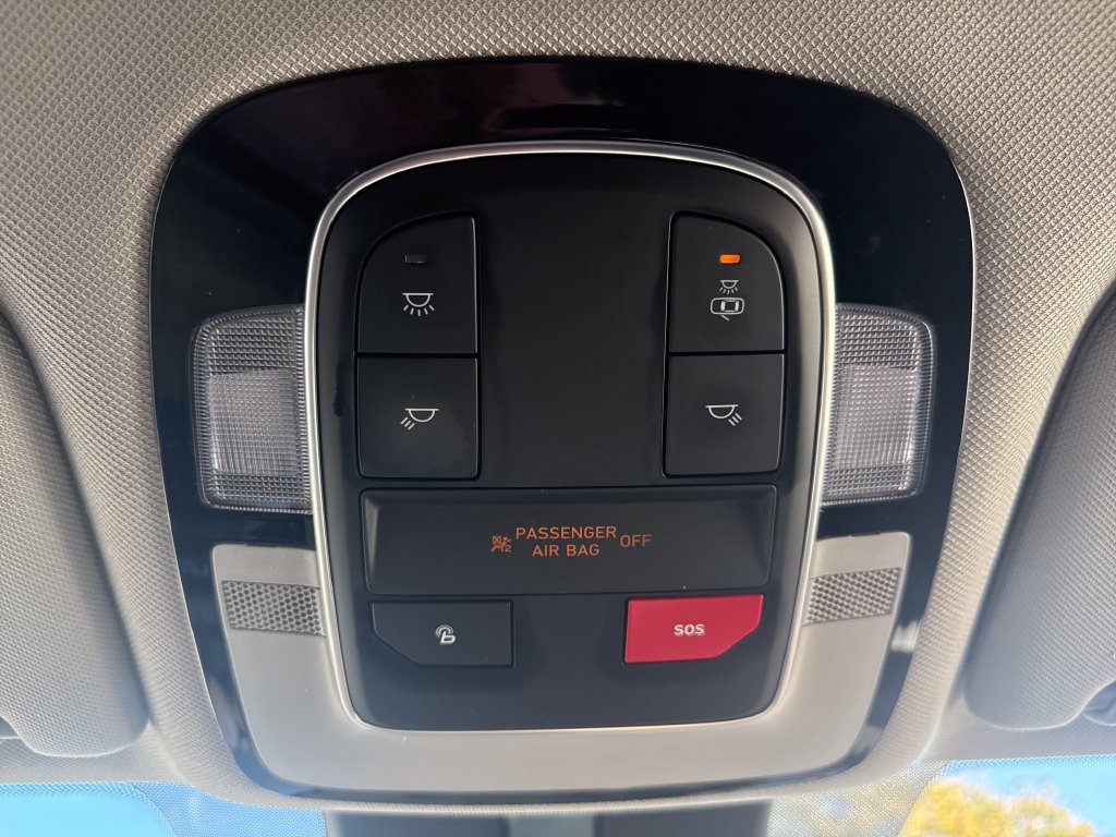 Certified 2023 Hyundai Santa Fe SEL AWD/4WD image 33