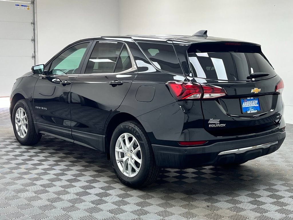 Used 2023 Chevrolet Equinox LT AWD/4WD image 13
