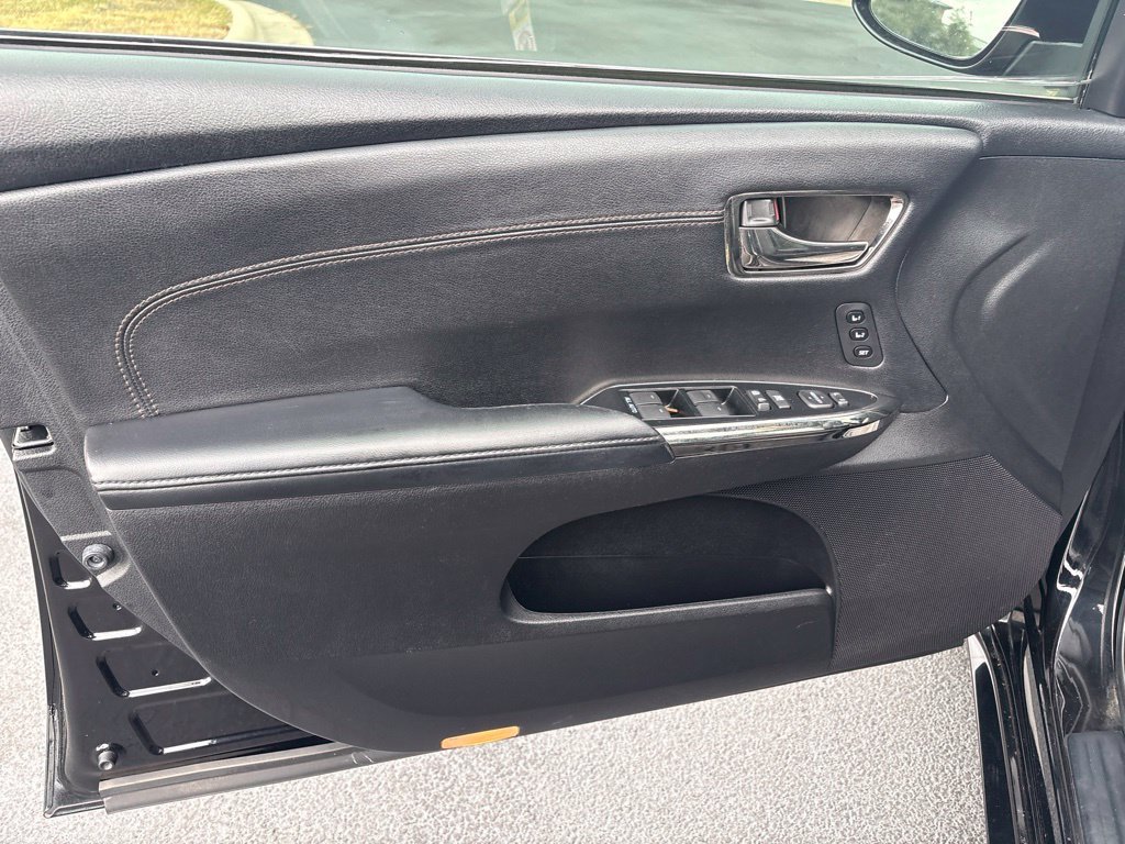 Used 2014 Toyota Avalon XLE Touring FWD image 12