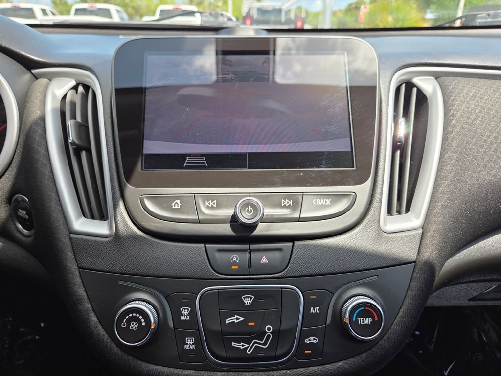 Used 2021 Chevrolet Malibu LS FWD image 29