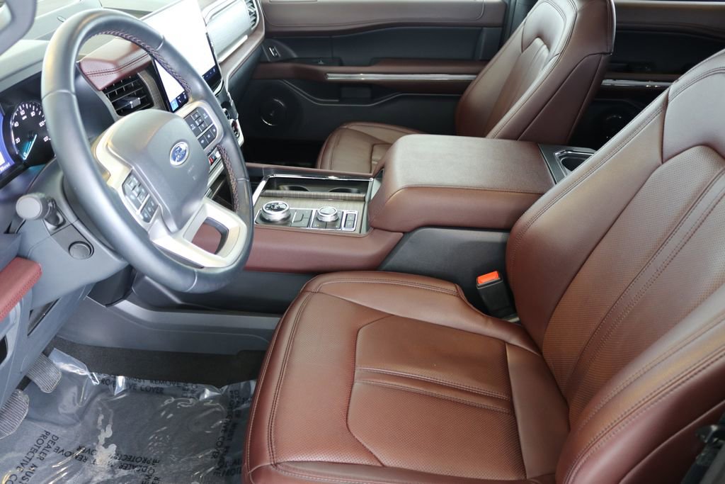 Used 2024 Ford Expedition Max Limited image 18