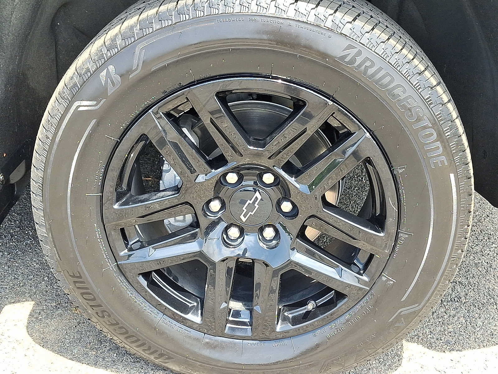 Used 2023 Chevrolet Silverado 1500 RST AWD/4WD image 9