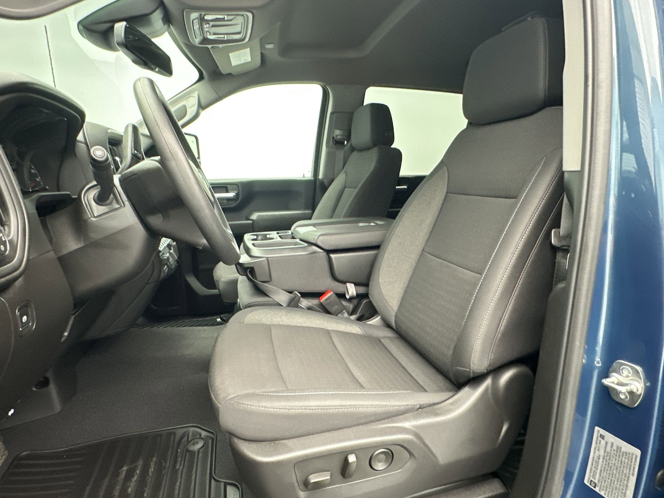 Certified 2026 Chevrolet Silverado 2500 Custom w/ Custom Value Package image 5