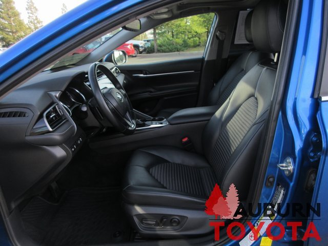 Certified 2019 Toyota Camry SE w/ Sunroof Package image 10