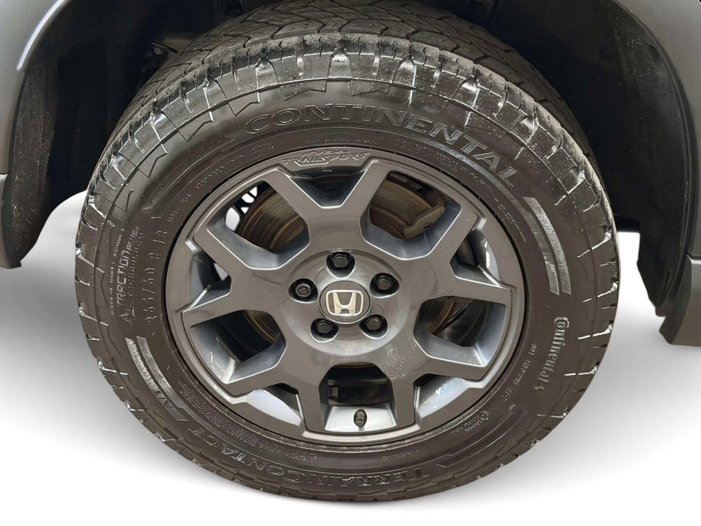 Used 2025 Honda Pilot TrailSport image 11