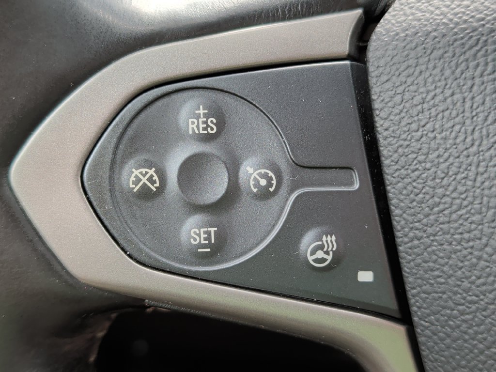 Used 2019 Chevrolet Colorado Z71 AWD/4WD image 12