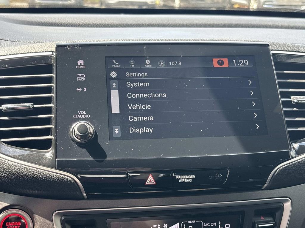 Used 2022 Honda Pilot Sport image 19