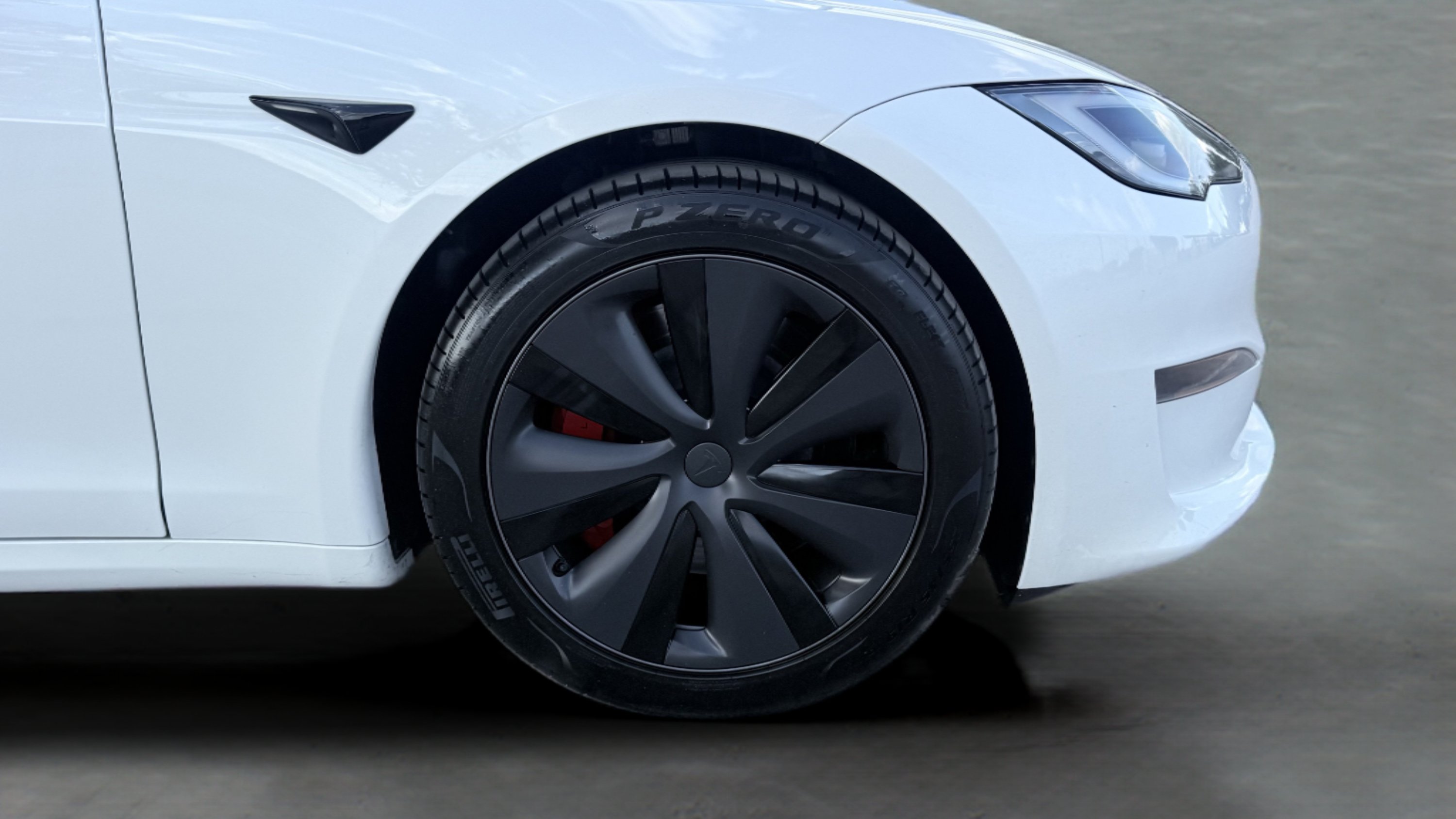 Used 2024 Tesla Model S Plaid AWD/4WD image 12