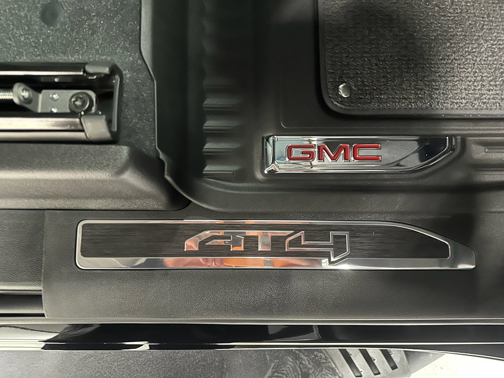 New 2026 GMC Sierra 2500 AT4 image 28