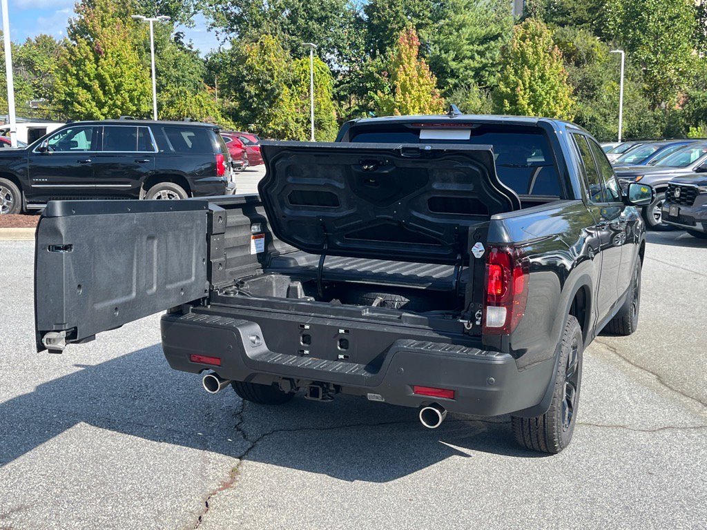 New 2026 Honda Ridgeline Black Edition image 11