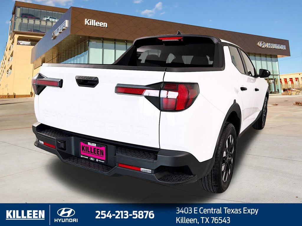 Used 2025 Hyundai Santa Cruz SE image 9