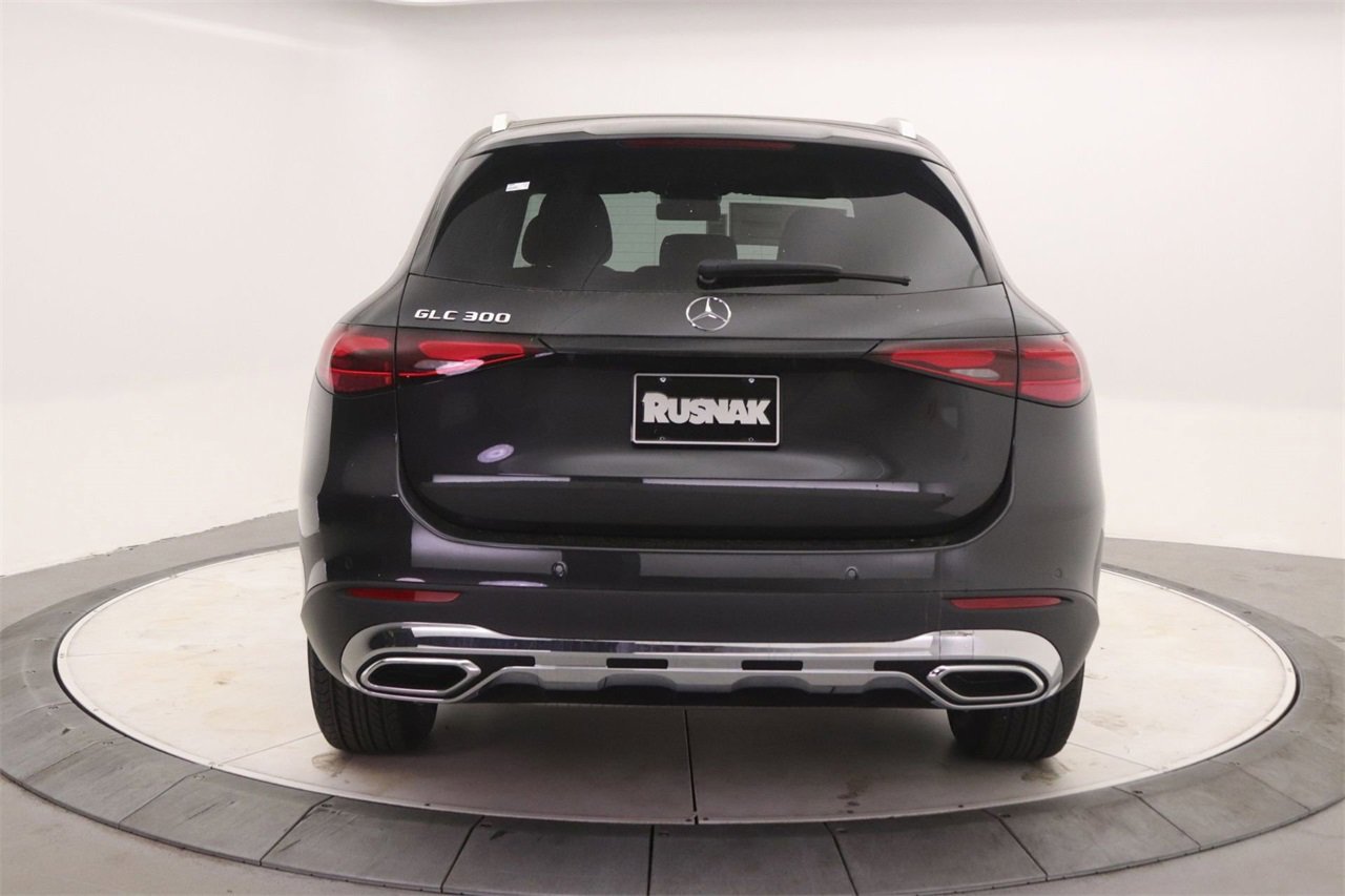 New 2026 Mercedes-Benz GLC 300 image 3