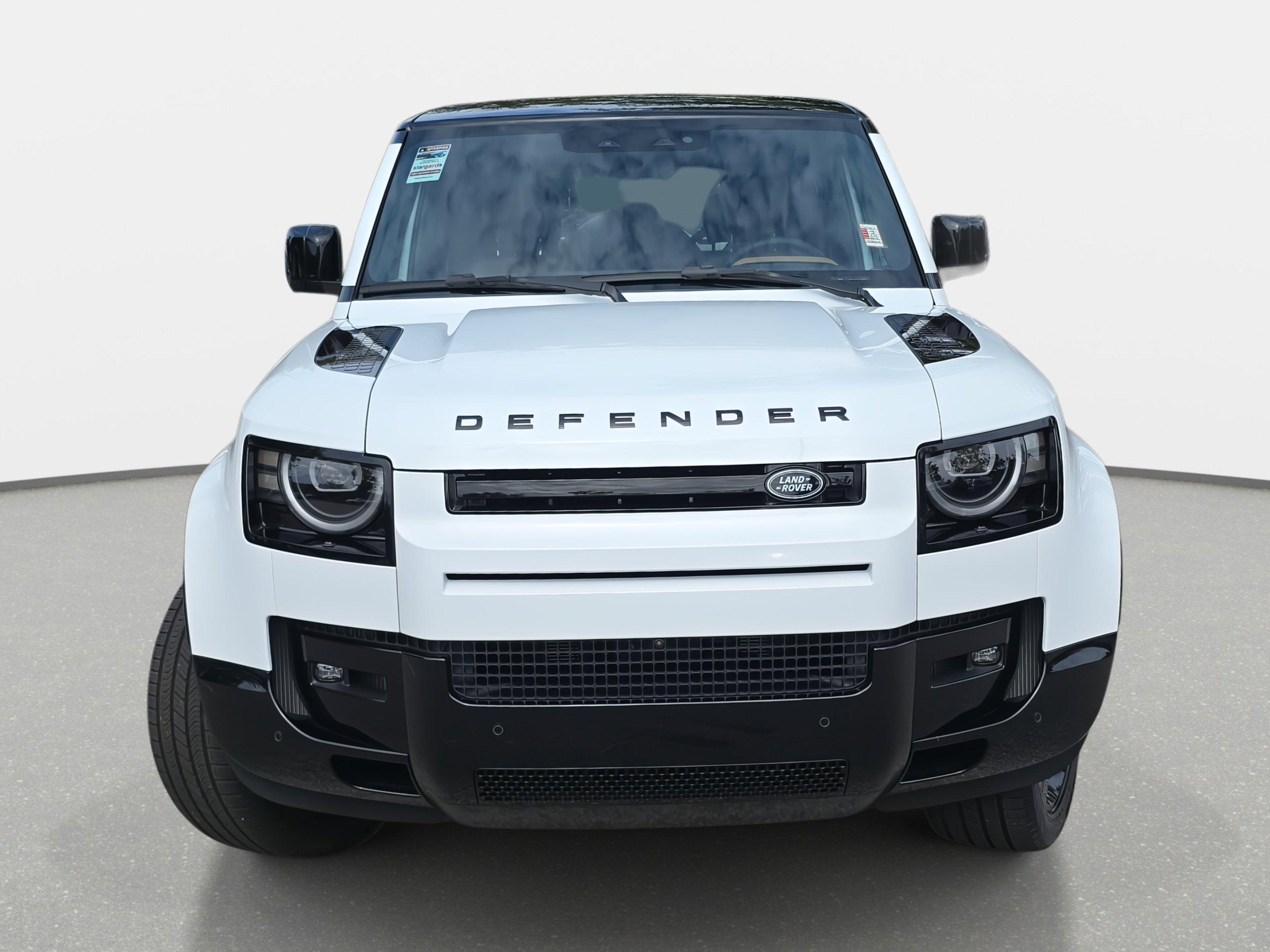 New 2026 Land Rover Defender 110 V8 image 2