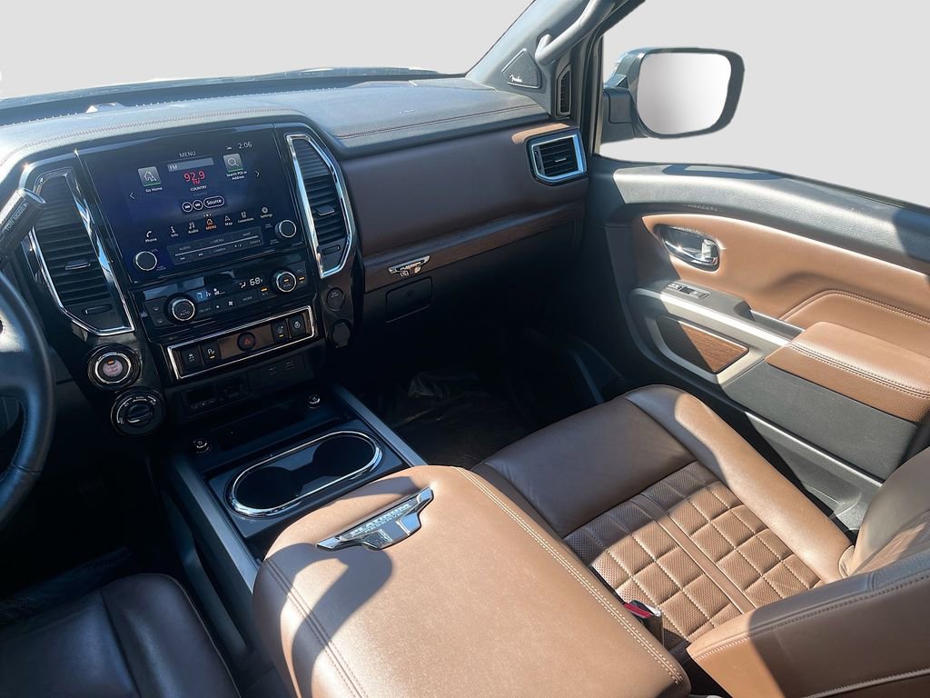 Used 2024 Nissan Titan Platinum Reserve w/ Moonroof Package AWD/4WD image 25