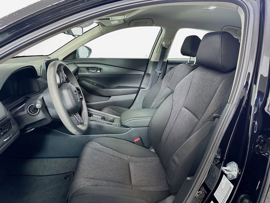 Certified 2025 Honda Accord LX image 8