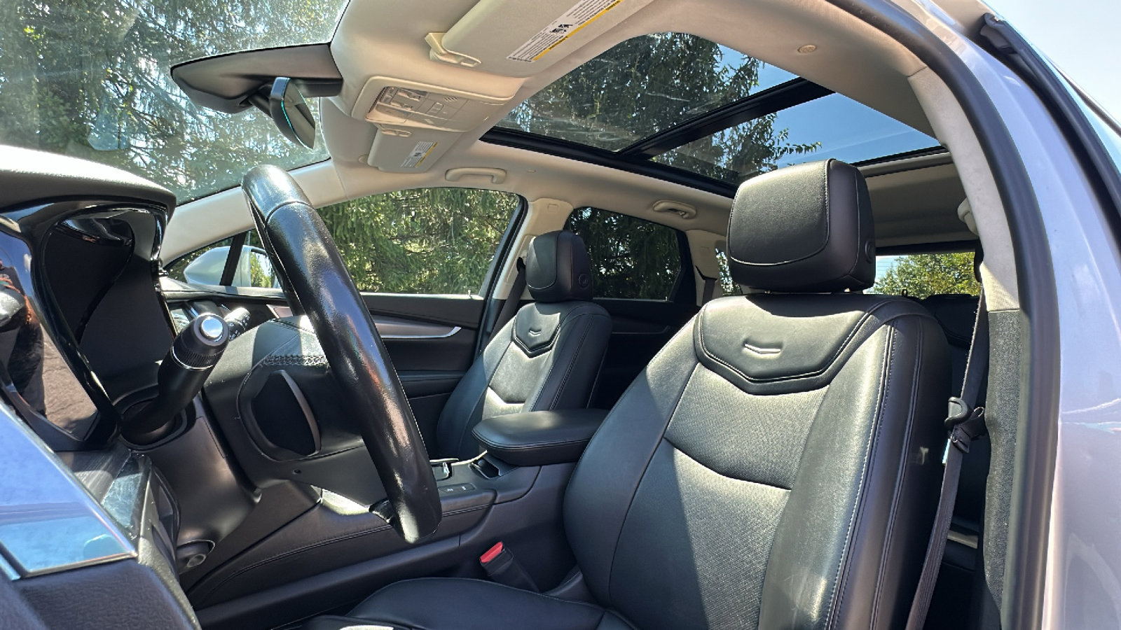 Used 2018 Cadillac XT5 Premium Luxury image 14