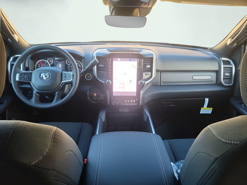 New 2026 RAM 2500 Big Horn AWD/4WD image 18