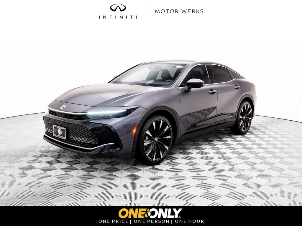 Used 2023 Toyota Crown Platinum