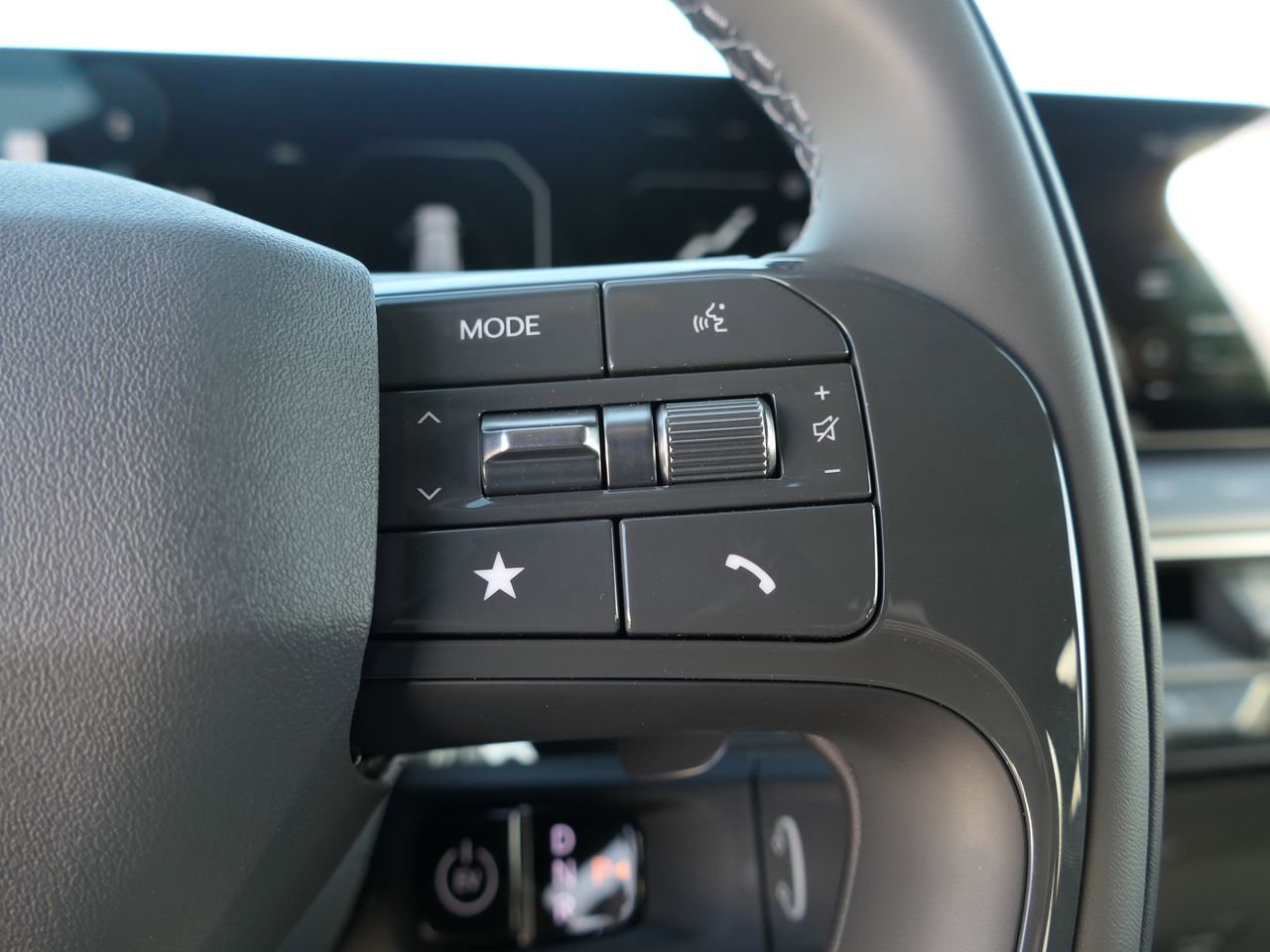 New 2026 Kia EV9 Wind image 13