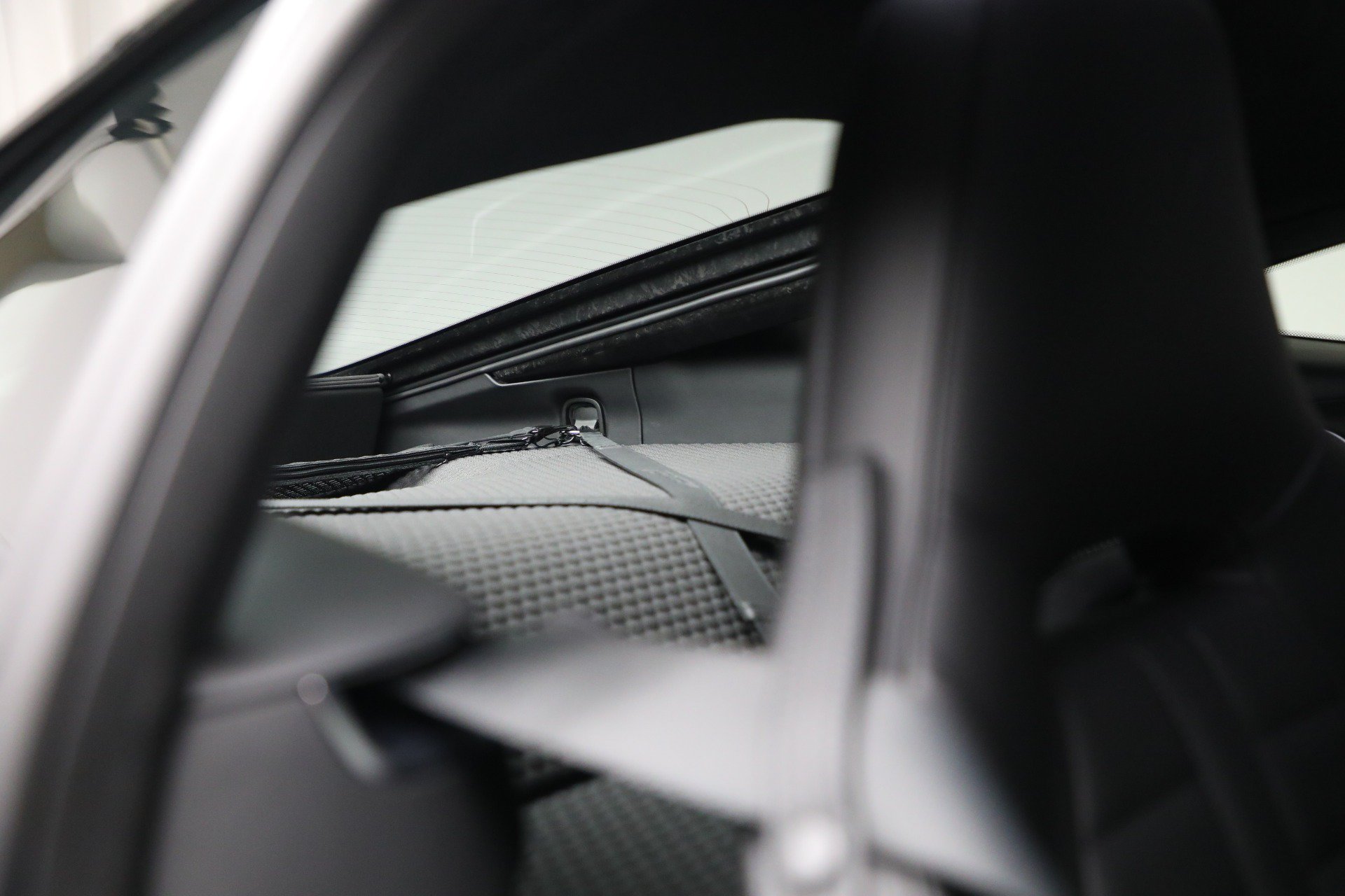 Used 2025 McLaren GTS RWD image 34