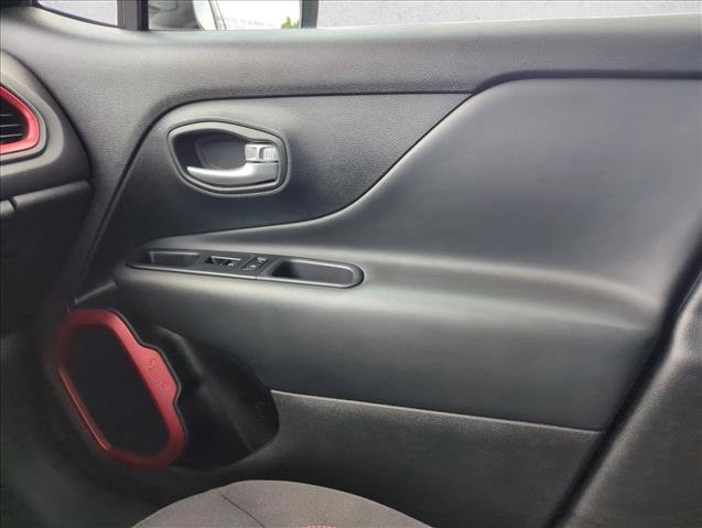 Used 2023 Jeep Renegade Trailhawk AWD/4WD image 24