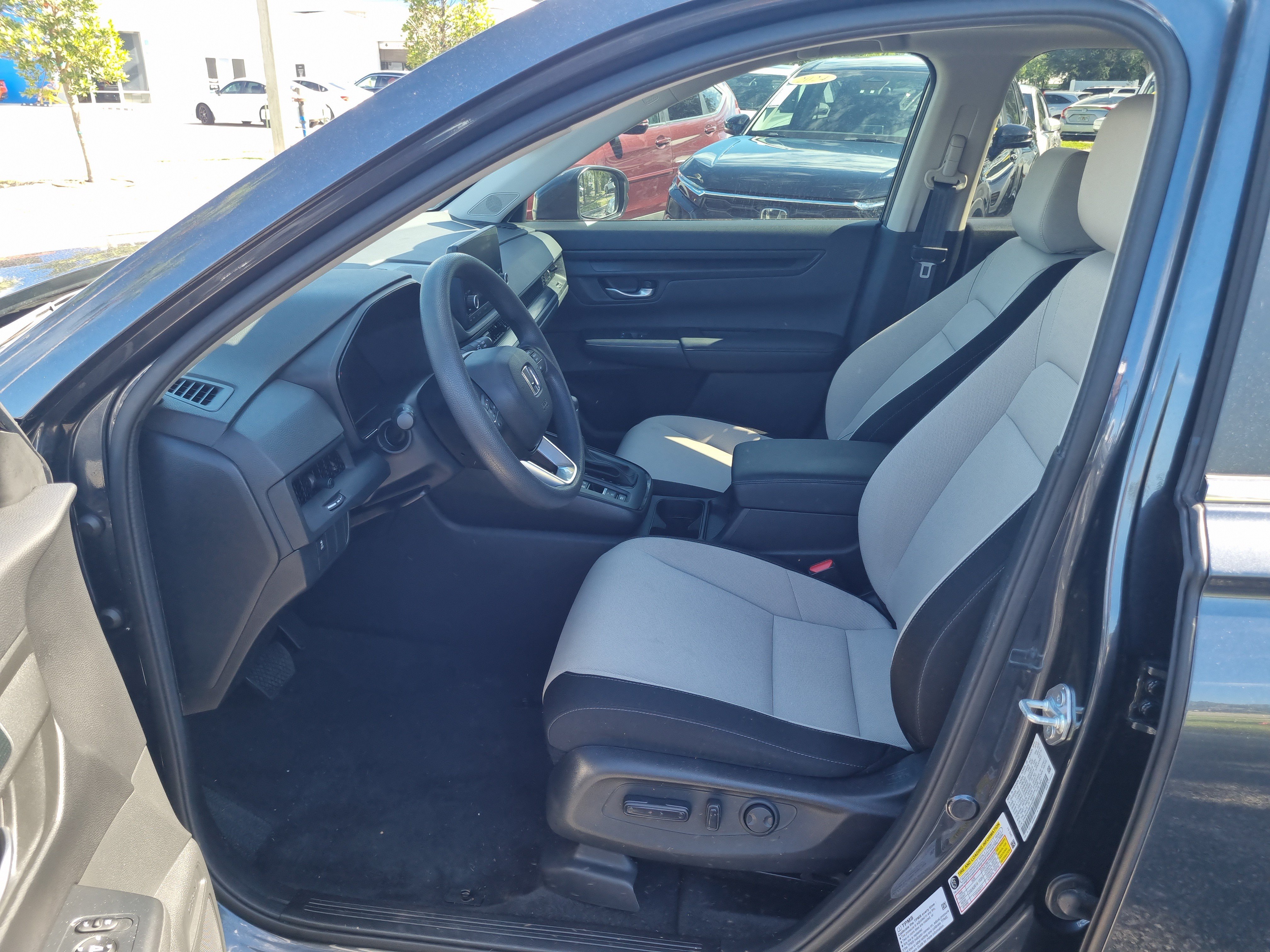 Used 2024 Honda CR-V EX image 20