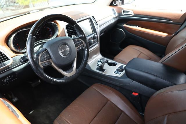 Used 2015 Jeep Grand Cherokee Summit AWD/4WD image 6