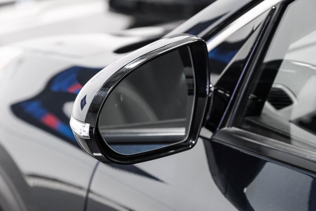 Used 2022 Kia Niro EX image 45