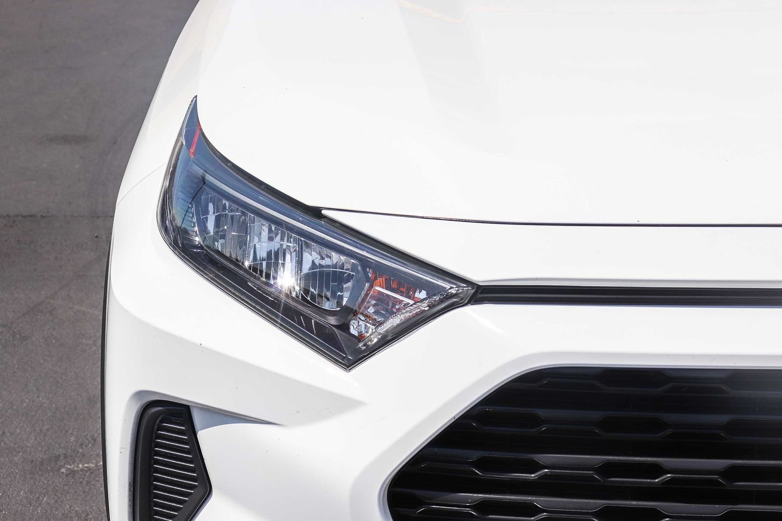 Certified 2020 Toyota RAV4 LE w/ All Weather Liner Package AWD/4WD image 12