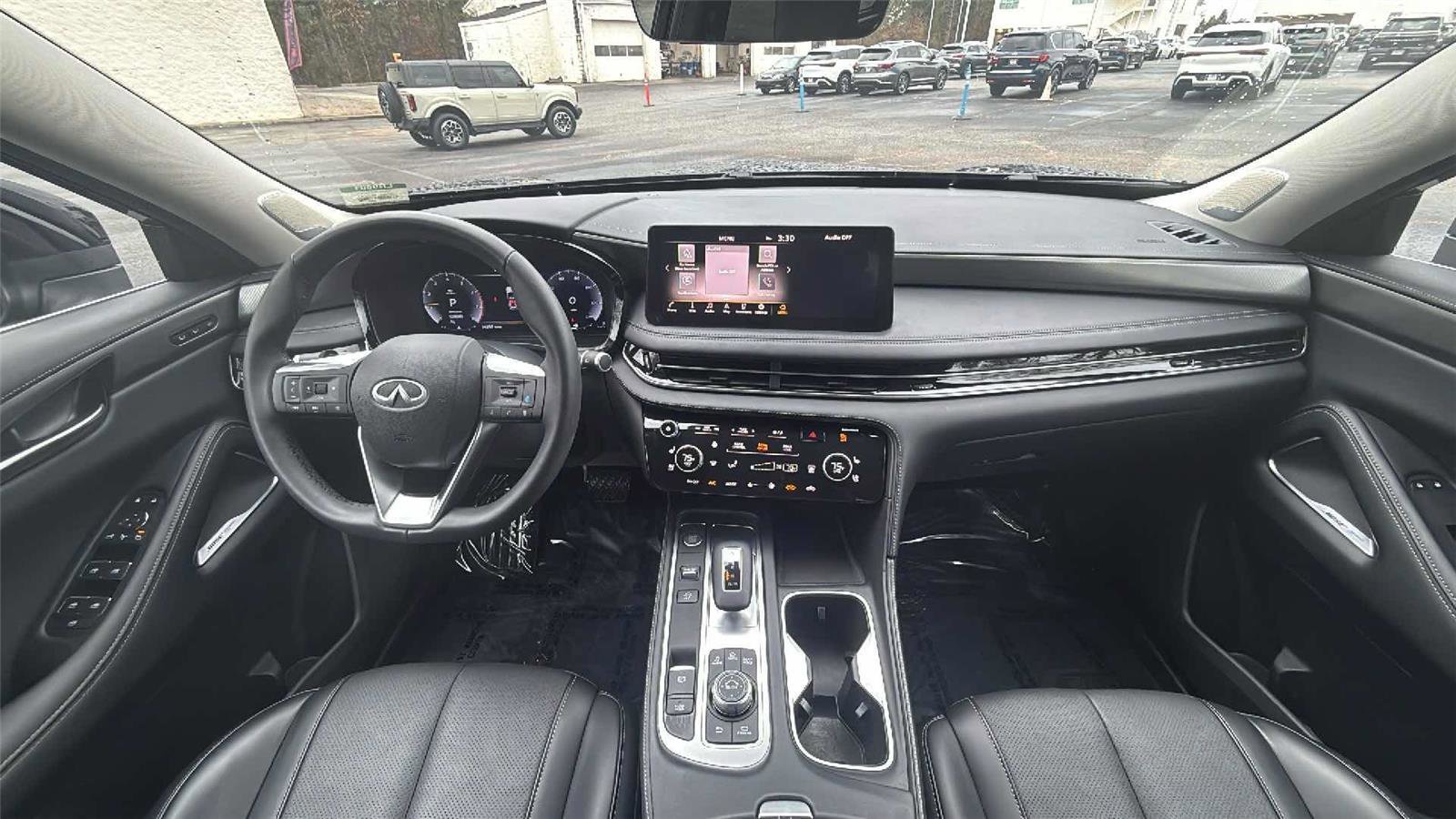 Certified 2025 INFINITI QX60 Luxe image 13