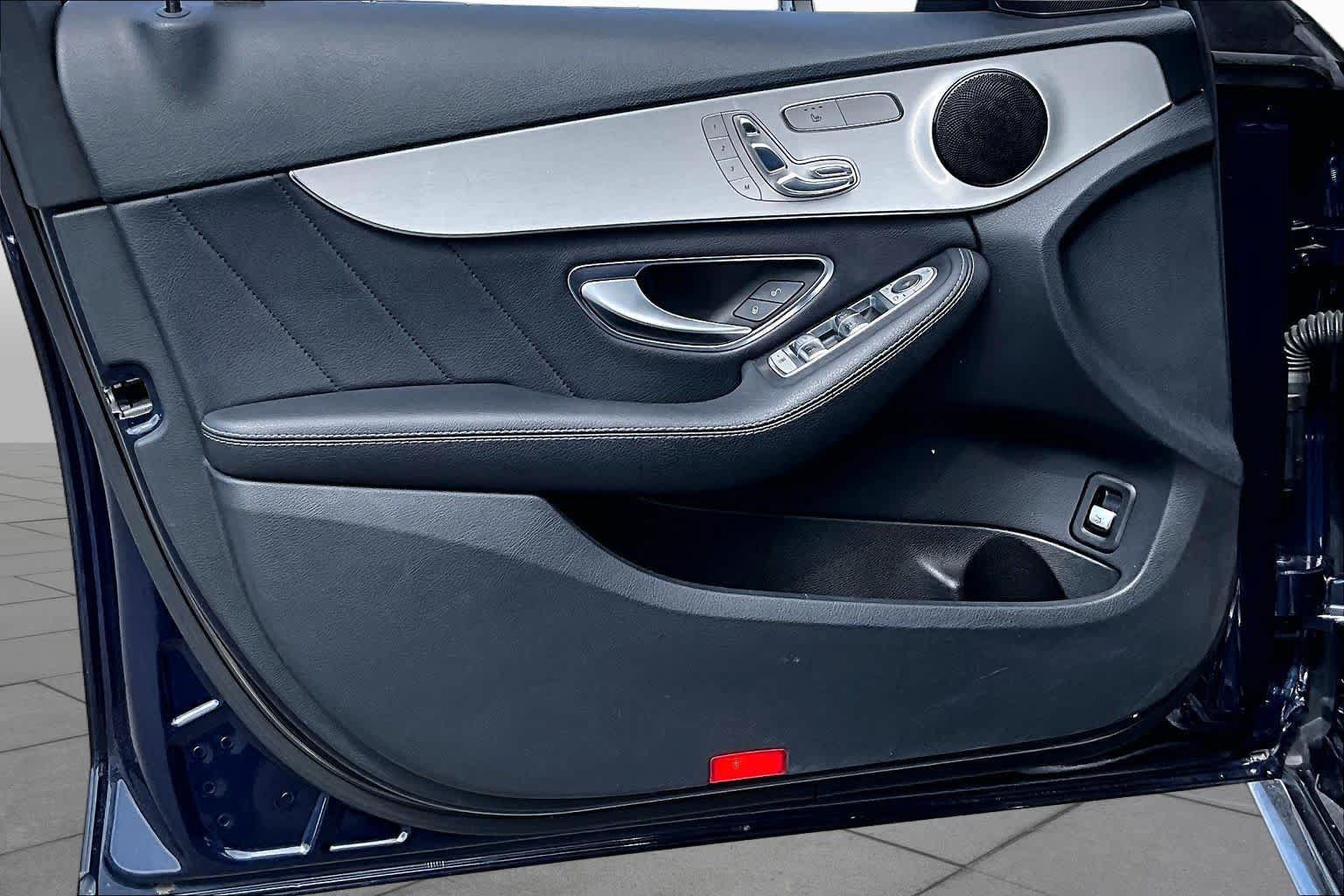 Used 2018 Mercedes-Benz C 300 4MATIC Sedan image 22