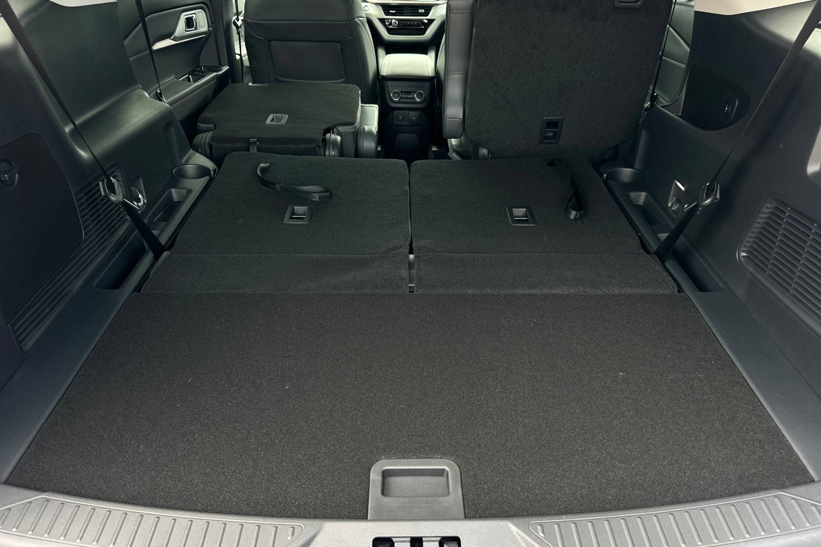 New 2026 Ford Explorer Active w/ Active Comfort Package RWD image 15