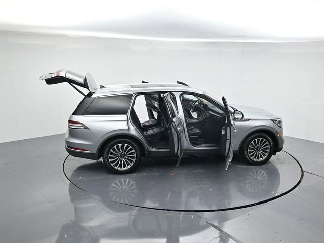 Used 2022 Lincoln Aviator Reserve w/ Equipment Group 201A image 44