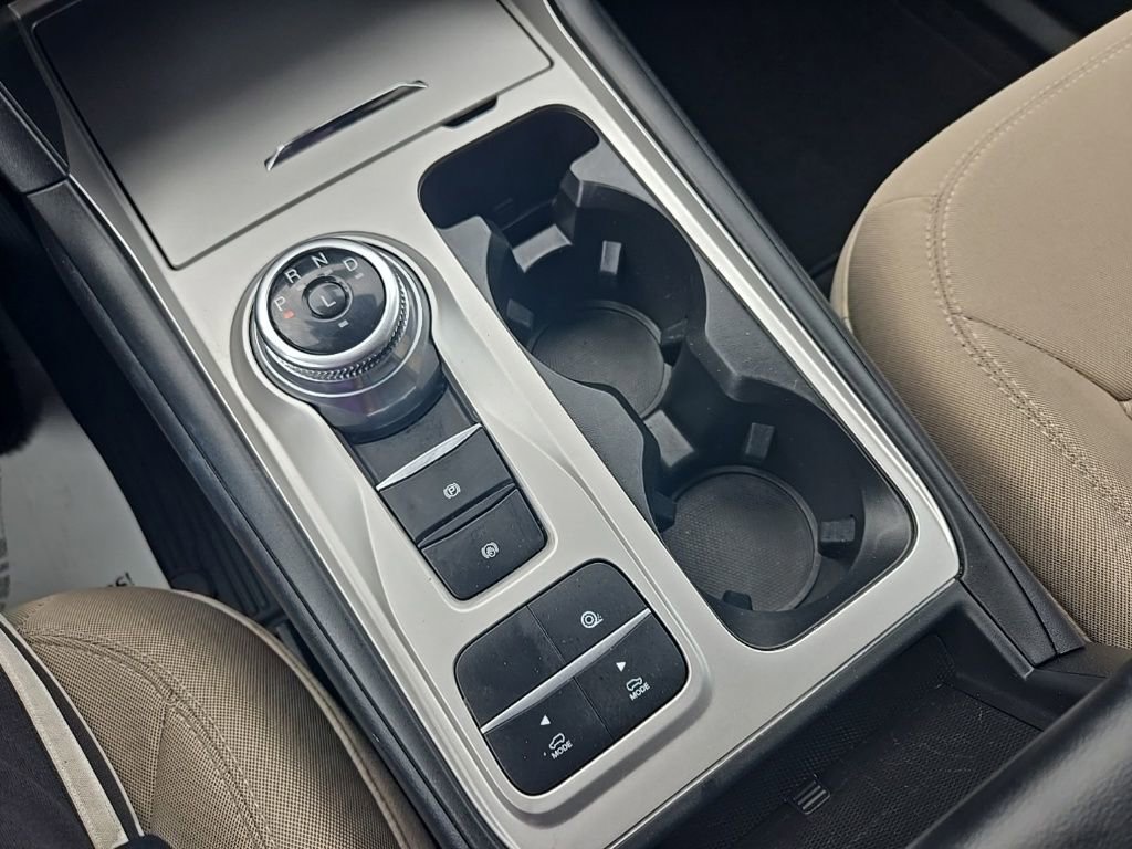 Used 2022 Ford Explorer XLT image 18